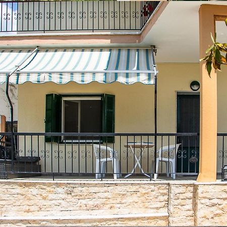 Olivemare Holidays Nea Irakleia Extérieur photo