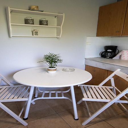 Olivemare Holidays Nea Irakleia Extérieur photo