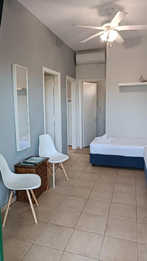 Olivemare Holidays Nea Irakleia Extérieur photo